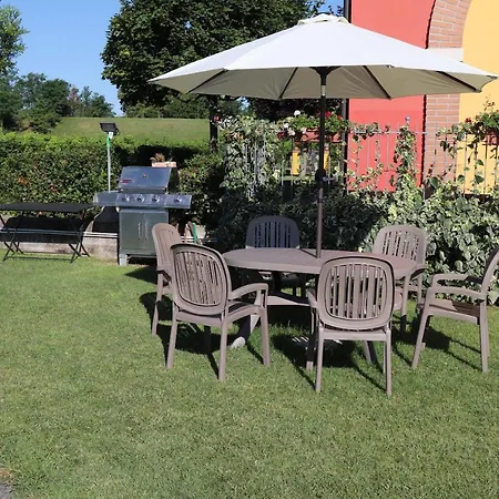 El Canfin Bed & Breakfast *