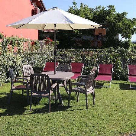 El Canfin Bed and breakfast