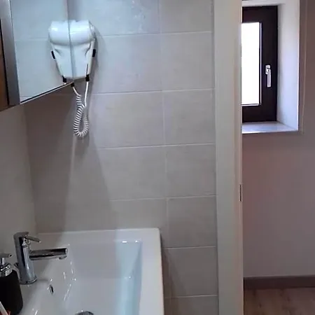 El Canfin Bed & Breakfast